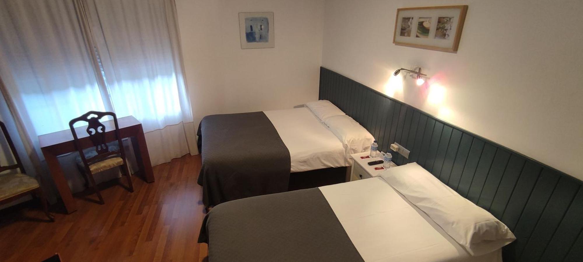 Hostal Cruce Villafranca Del Bierzo Exteriér fotografie